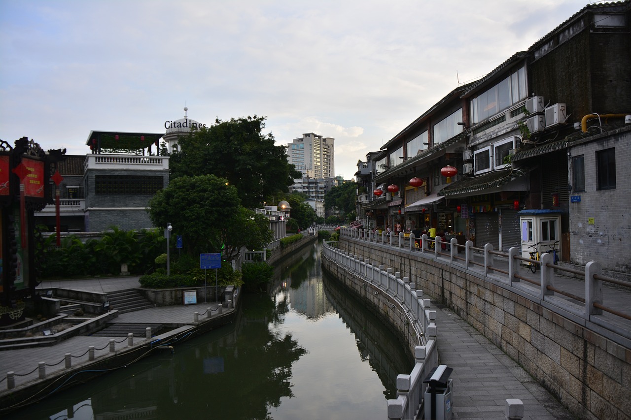 浏阳市区最新招聘动态及其影响概览