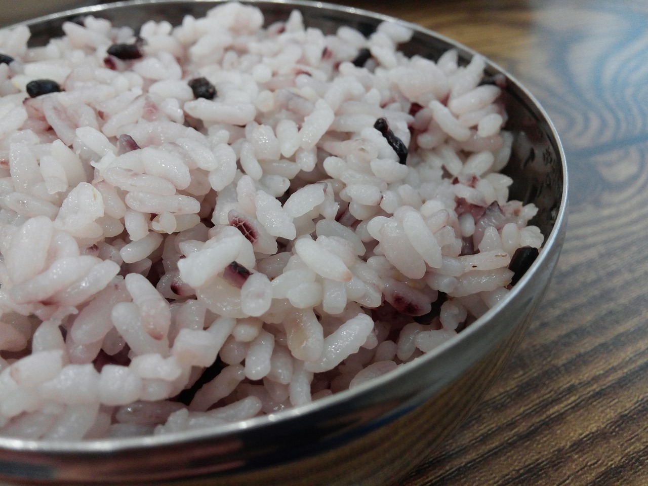 烹饪美味可口大米饭的秘诀与技巧