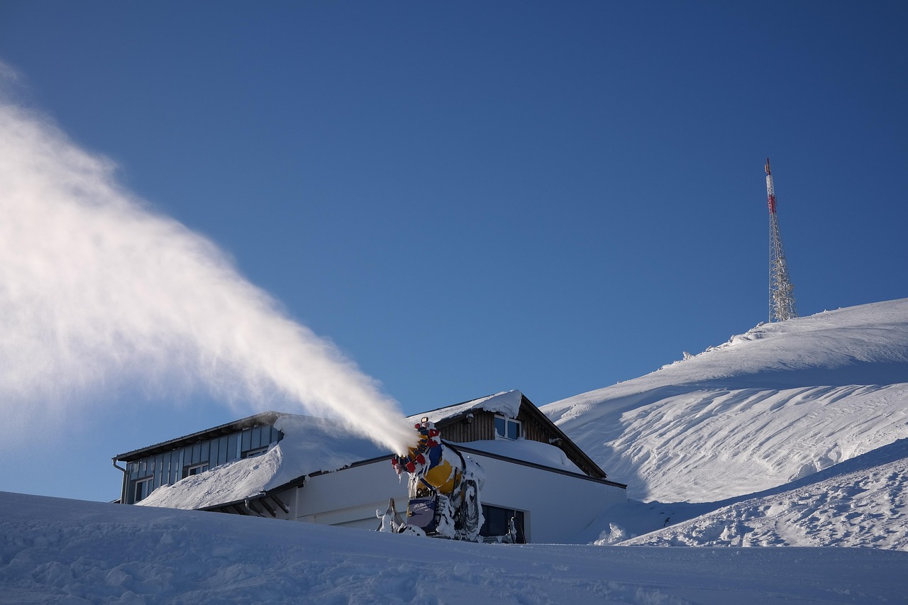 最新人工造雪技术及其应用概述